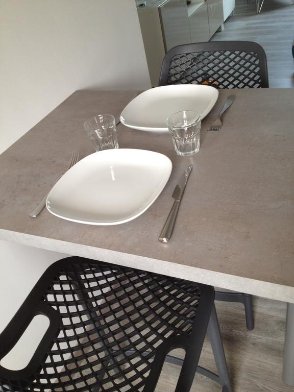 Appartement Neo - Sleep In Valenciennes Kültér fotó