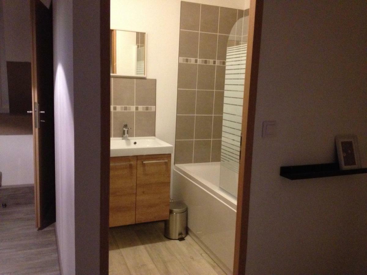 Appartement Neo - Sleep In Valenciennes Kültér fotó